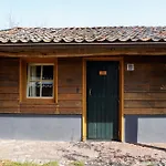 Kersenhof Хостел Уден