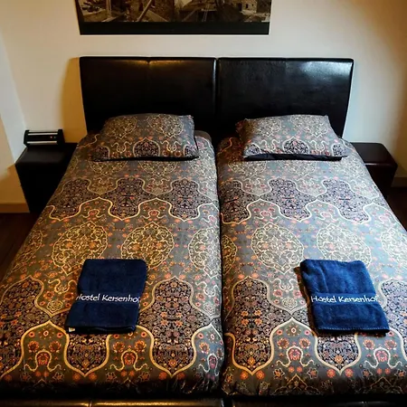 Kersenhof Hostel *
