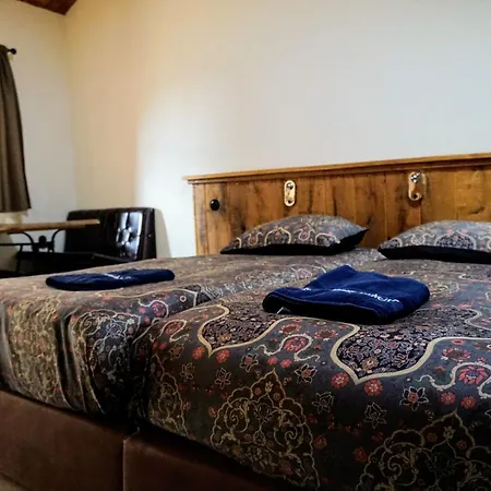 Hostel Kersenhof Uden